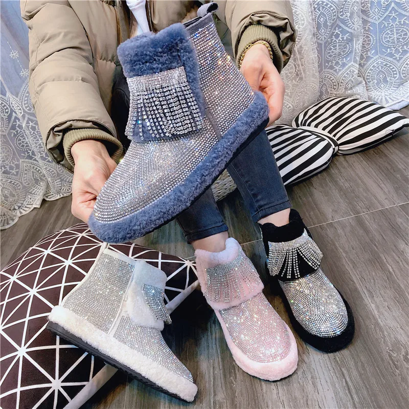 

Women's snow shoes Rhinestone winter 2018 new style lamb wool water drilling fur thermal and skid-proof women's cotton shoes