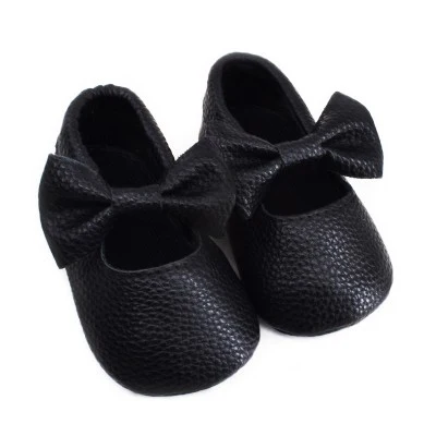 Детские мокасины с бантиком и бахромой; модельные туфли для маленьких девочек; розовые туфли из искусственной кожи для новорожденных - Цвет: black