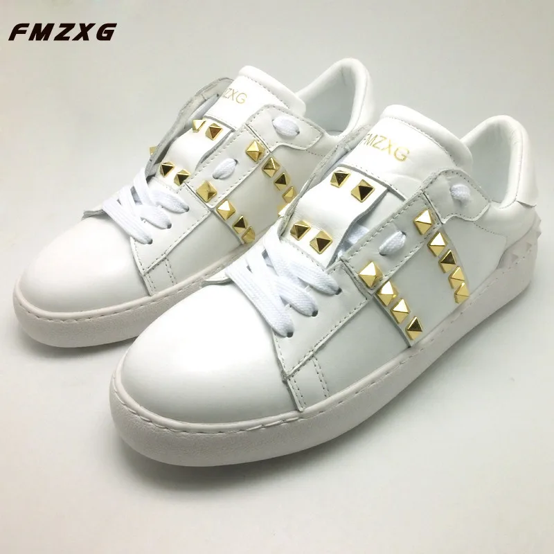 

FMZXG Women Rivet Shoes Fashion Casual Genuine Leather Spring/Autumn Sneakers Women Flat Summer Comfort Round Toe Shoes
