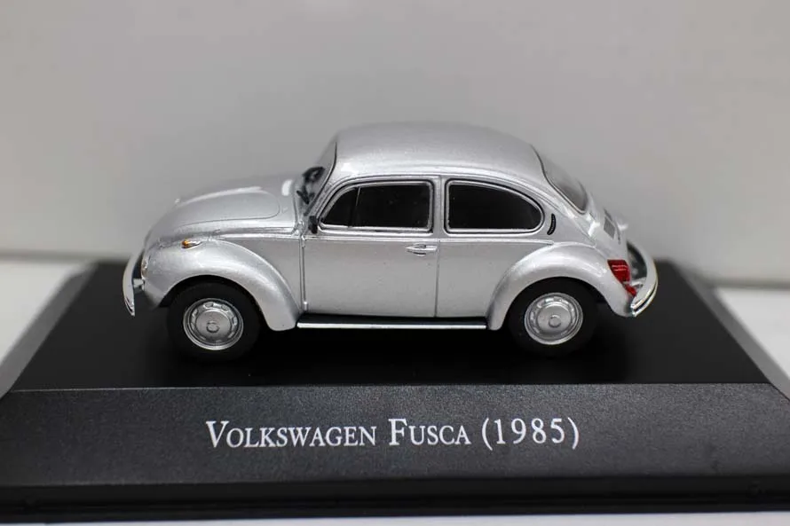 Высокая имитация ретро классический автомобиль fusca 1961 модель, 1:43 сплав автомобиля игрушки, металлические литья, Коллекционная модель