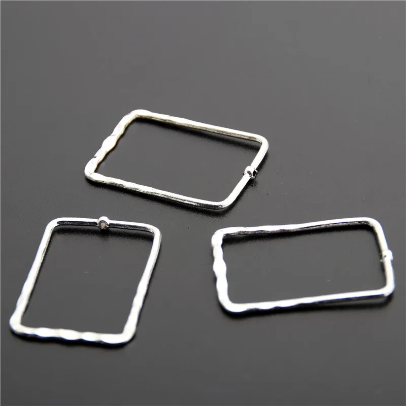 

30pcs Metal Tibetan Silver Charms Rectangle Hollow Pendants Fit Diy Necklace Jewelry Making A2636
