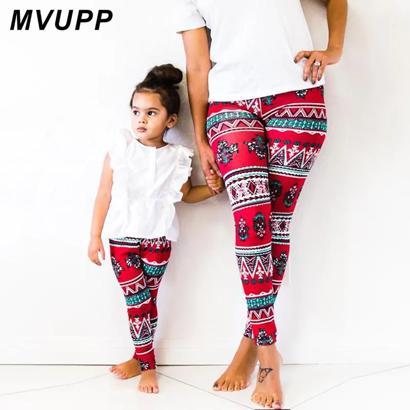 Одежда для мамы и дочки; рождественские штаны для йоги; эластичные одинаковые комплекты для мамы и ребенка; одежда для семьи; платье для мамы и ребенка