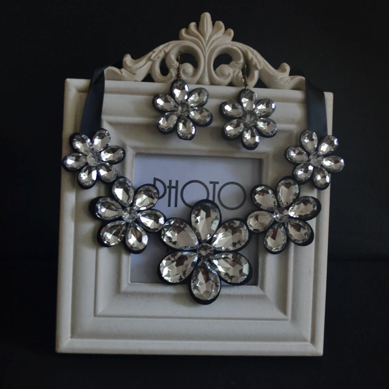 Leanzni Роскошная Мода Короткое эффектное ожерелье и кулон Смола цвета модные женские металлические ожерелья подарок