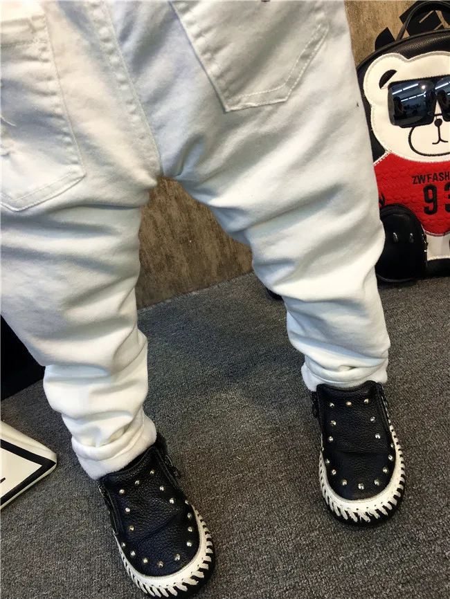 Spring and Autumn Children's denim streetwear New Boys 'Jeans Edition White Broken Caverns Cowboy Trousers kids jeans