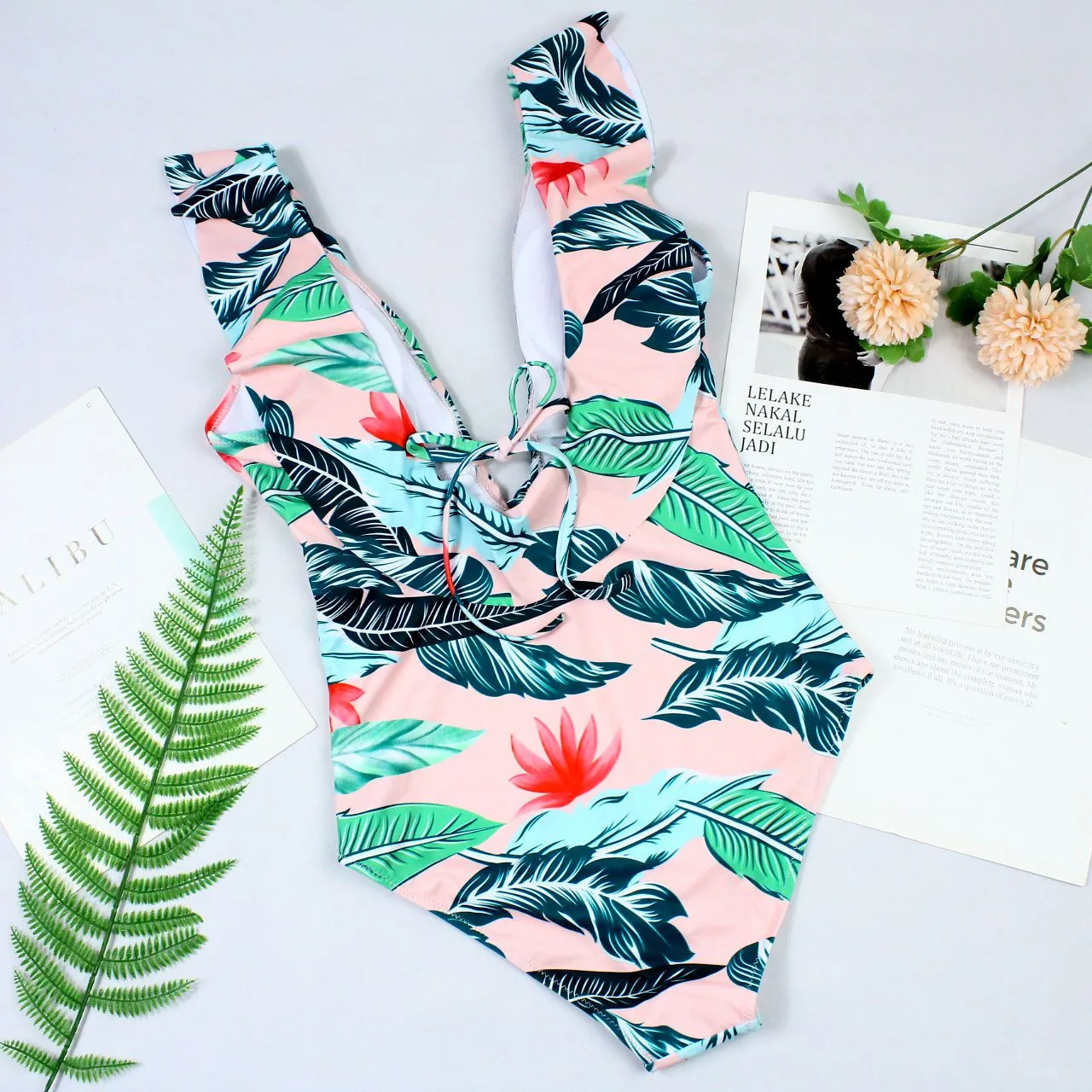 Liva Girl Sexy Underwear Women 2019 Women Sexy Bra Set Bra Low Waist Deep V Underwear Suit Women Lingerie Set New Arrial