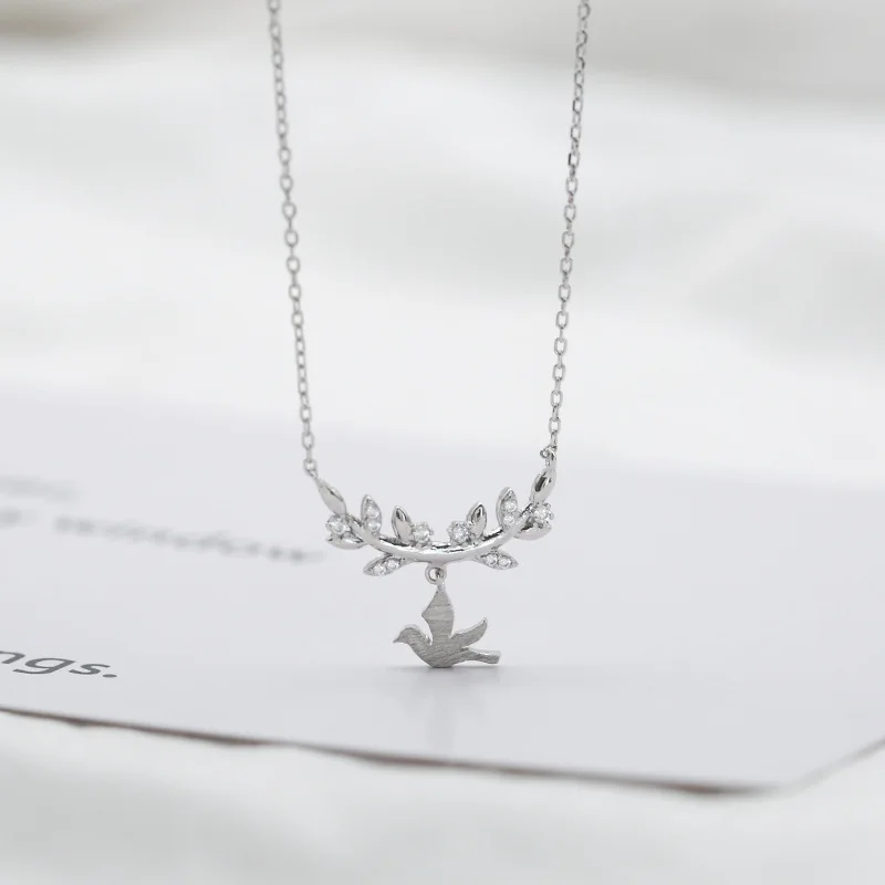 

XIYANIKE Zircon Leaves Swallow Necklace For Women New Fashion Sterling Silver Simple Choker Necklace Statement Necklace VNS8283
