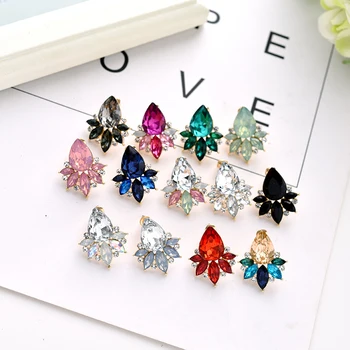 

LUBOV 2018 Jewelry Colorful Acrylic Crystal Stone Stud Earrings Fashion Rhinestone Women Piercing Earrings Christmas Gift Party