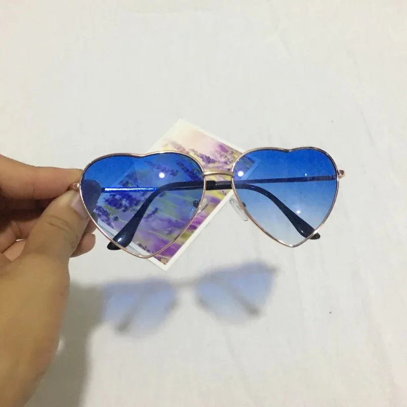 Корейский ulzzang Ретро sudo в форме сердца очки выцветают цвет в форме сердца очки в форме сердца солнцезащитные очки для женщин