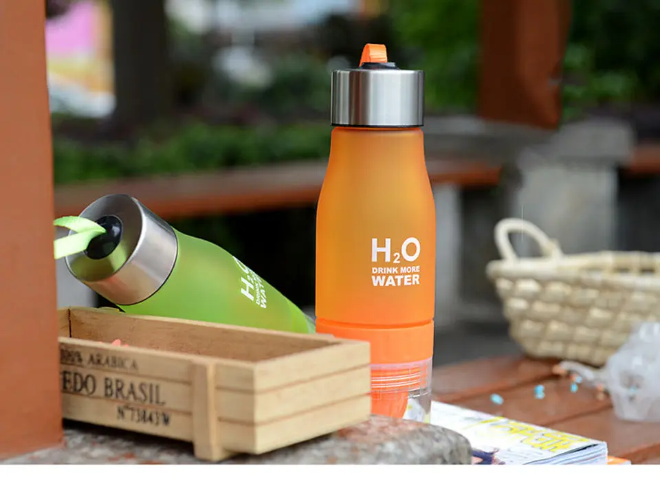 Новое поступление 650 мл бутылка для воды пластиковая бутылка для вливания фруктов для заварки напитков на открытом воздухе спортивный сок лимон портативный чайник для воды
