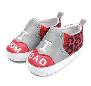

Newborn baby shoes sneakers Leopard PU leather infant moccasins Nonslip soft sole print I Love DAD MOM first walkers