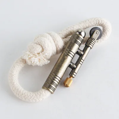 Металлическая винтажная Вельветовая зажигалка для кемпинга, ретро гремучая змея, Бархатная веревка, Тренч, зажигалка 70*23 мм, случайный цвет