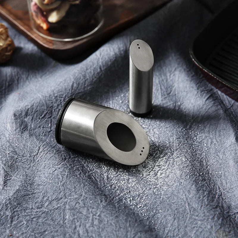 

YEATION Two-in-one Stainless Steel Salt And Pepper Shakers Set For Spices