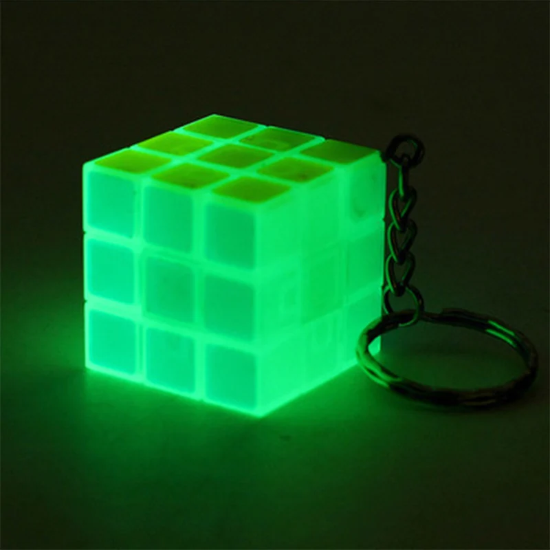 Z-Cube Key Chain Mini 3x3 Magic Cube Creative Cube Hang Decorations- Colorful toy for kids cubo magico toys - Цвет: Green luminous