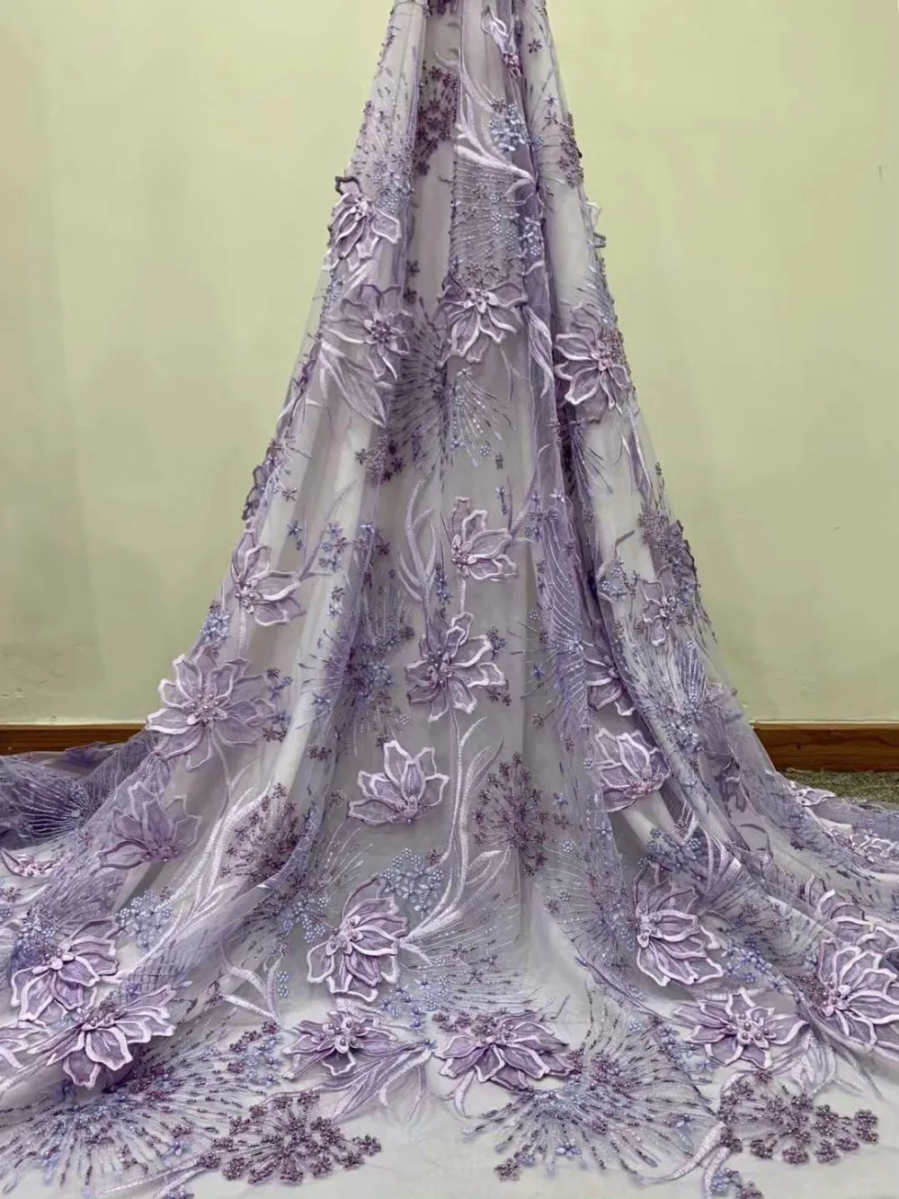 

New arrivals Sequined Embroidered Bridal Lace Fabric with Beads Evening Dress Supplies,Hand-made Bead Wedding Gress Lace NX216q
