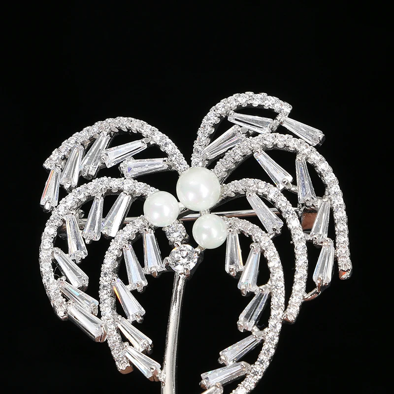 Zircons Pearl Palm Tree Pin Brooches Copper Coconut Tropical Plant Brooches Jewelry For Women Personality Clothing Corsage