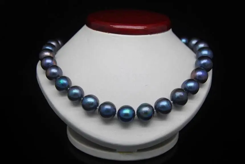 

000564 AAA 11-12MM BLACK ROUND PEARL NECKLACE