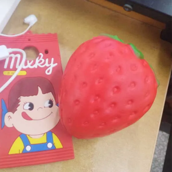 Big Jumbo Juicy Squishy Strawberry Fake Artificial Food Fruit Memory Foam Venting toys - Buyer Show 23