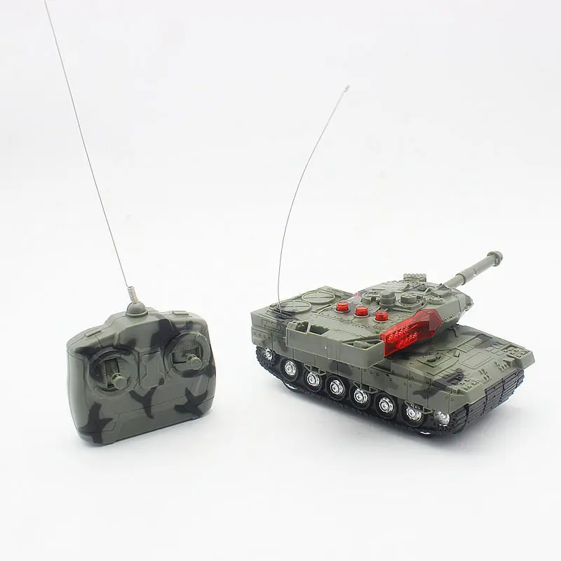 Электрический четырехполосный Радиоуправляемый танк, автомобильный флэш-светильник, пояс, музыкальная модель военного танка, автомобиль, детская игрушка в подарок