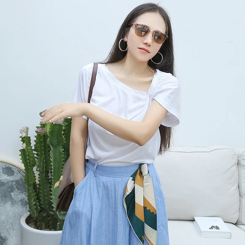 Женская футболка с круглым вырезом TWOTWINSTYLE повседневная однотонная