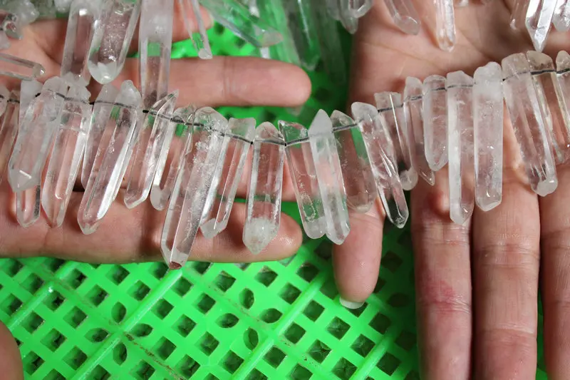 

50 Pieces Polished Natural Quartz Crystal Original Points With holes,as Crystal Pendants Necklace.Free shipping