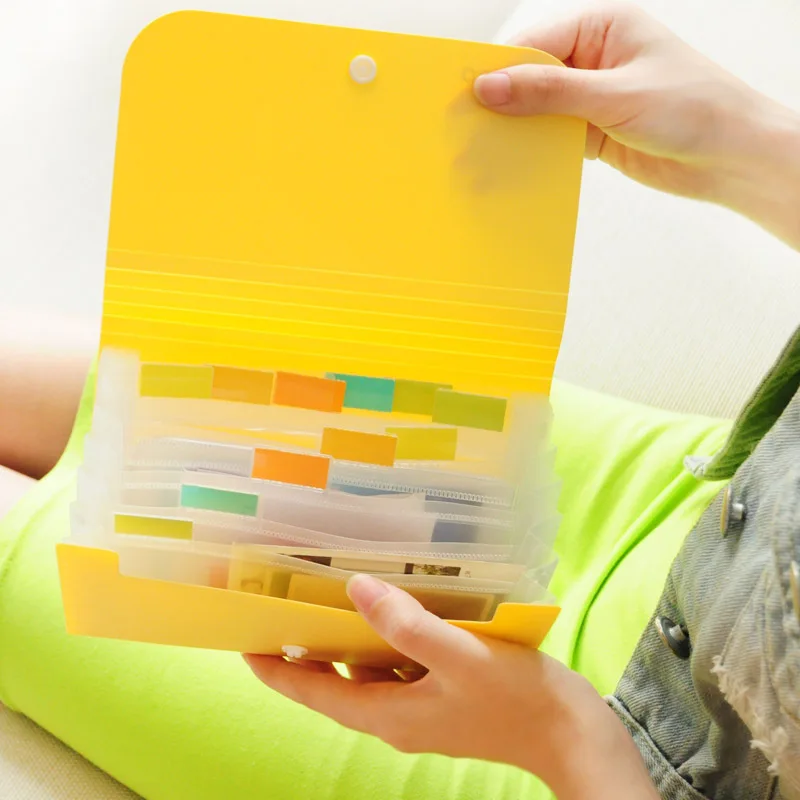 

1pc 13 Interlayer A6 Plastic Candy Color Document Bag File Folder Expanding Wallet Bill Folder Small 17.7*11.5*2.3cm Deli 5561