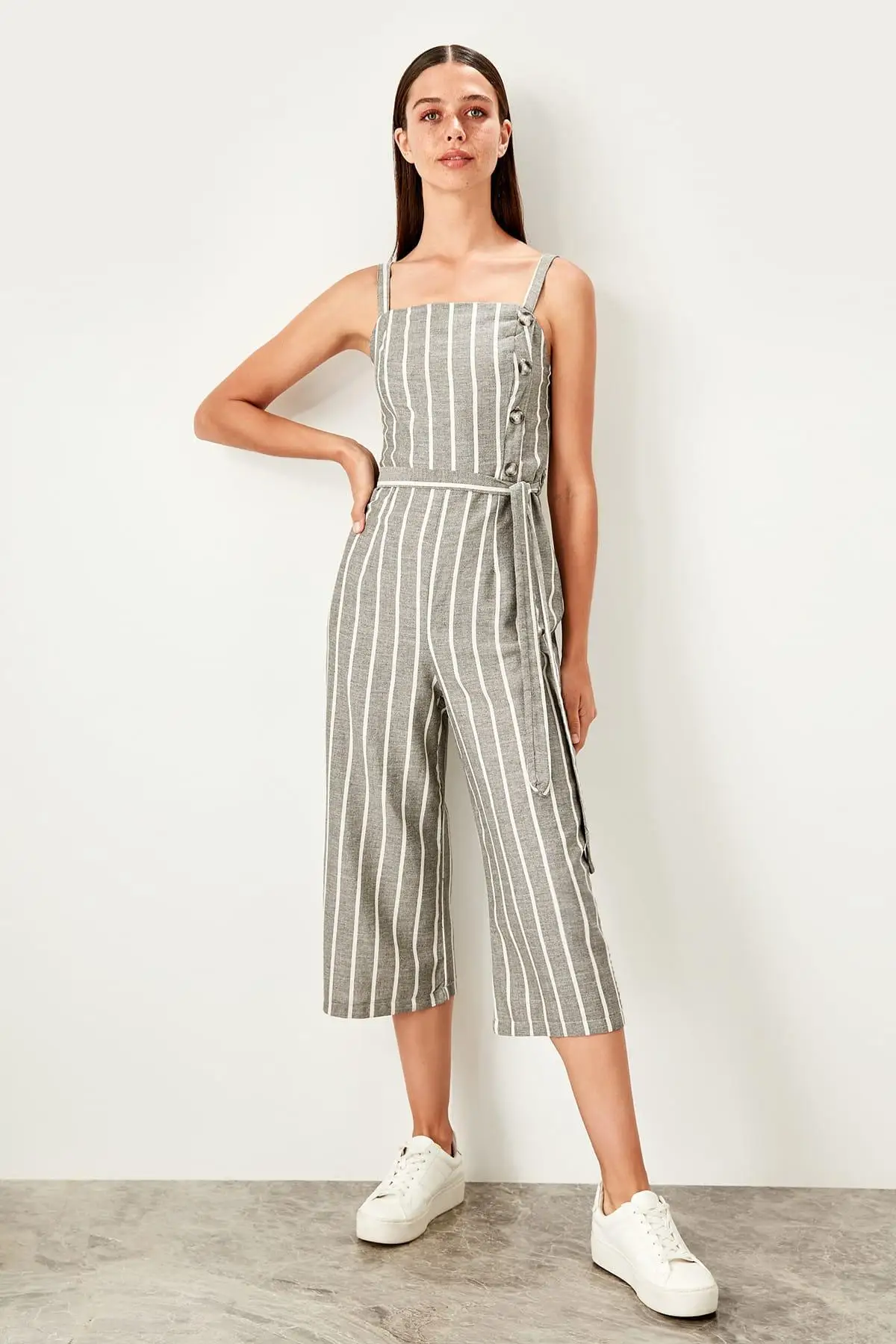 

Trendyol Black Striped Jumpsuit TWOSS19TU0029