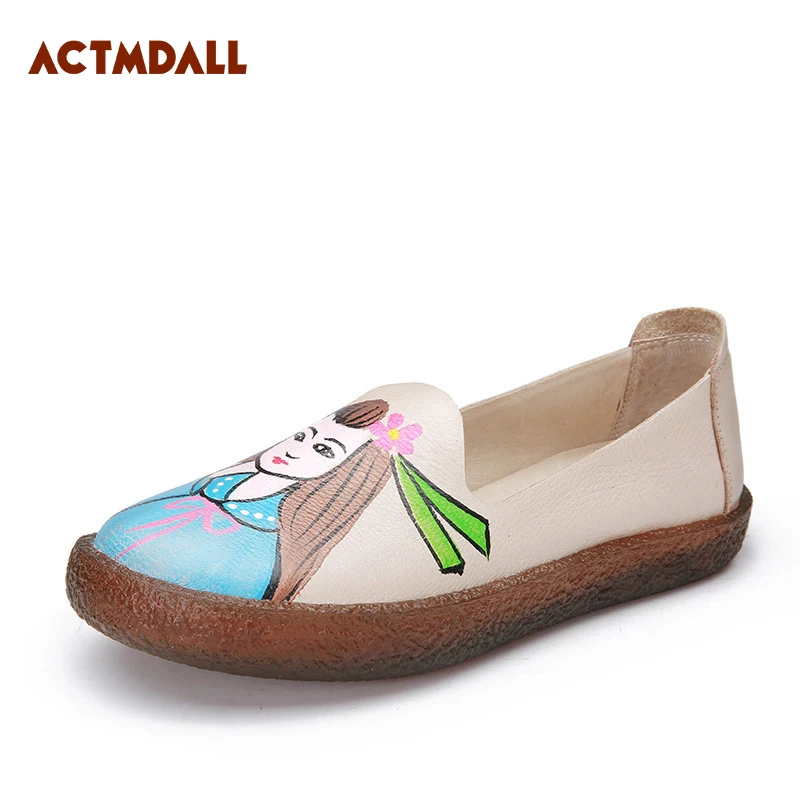 

Designer Shoes Flats Moccasin Women Fashion Lady Flats Loafers Slip On Casual Woman Leather Flats Round Head Black Red Beige