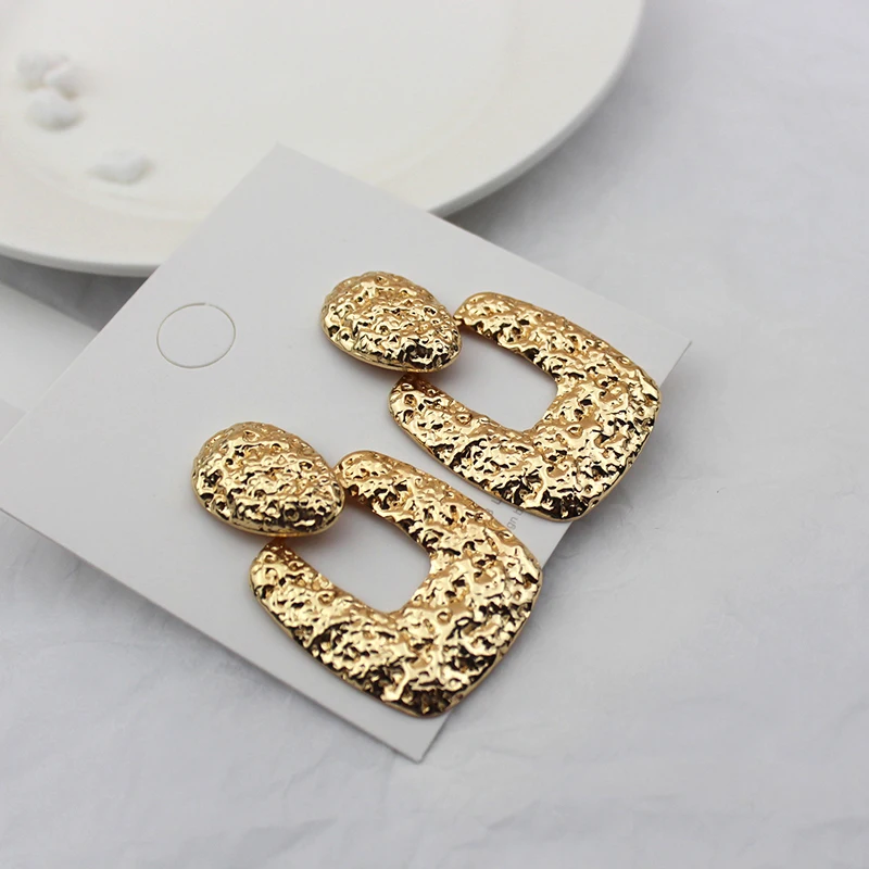 

Personality Long Metal Geometric Square Pendant Earrings Exaggerated European Gold Color Earrings Simple Bijoux Accessory Ear