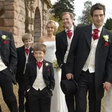 Черный лацкан с тупым отворотом две пуговицы Bestmen Жених Детские костюмы Custme Made Модные официальные Terno Masculino 5 шт