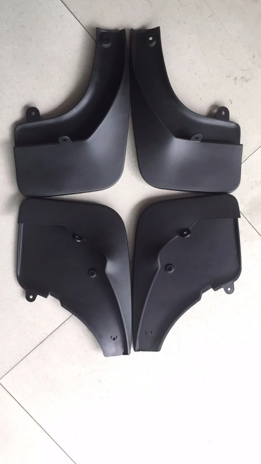 4pcs/lots Auto Mud Flap Guard Car Wheel Splash Guards Fender For