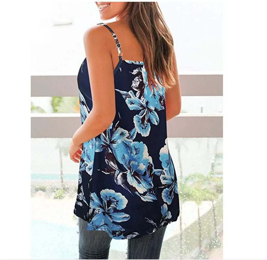 Женская футболка без рукавов на тонких бретельках с цветочным принтом и
