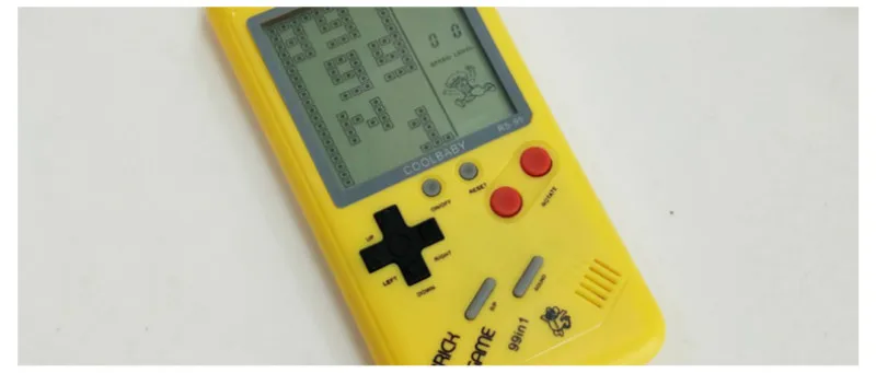 Small Handheld Game Console For Children Students Classic Nostalgia Puzzle Built-In Variety Of Games Classic Tetris Game