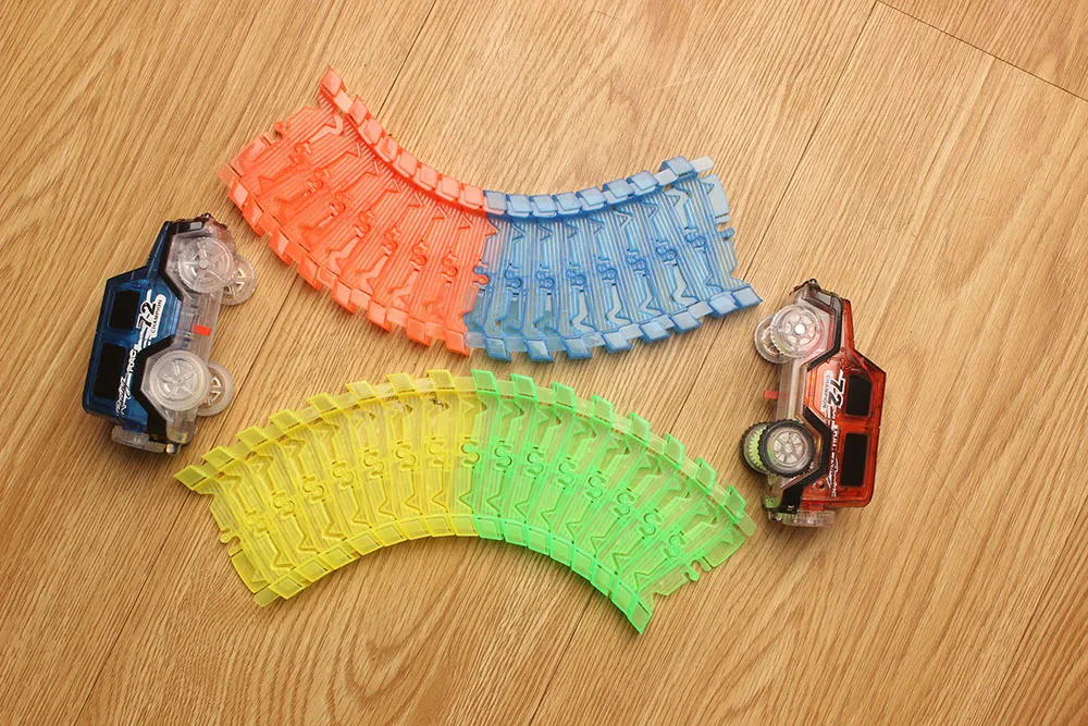 DIY Сборка игрушки со светодиодный мини туннельный мост светящийся в темноте