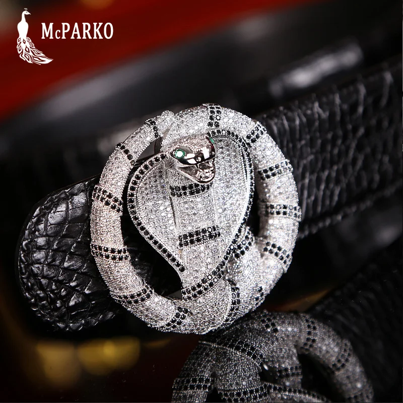 

Luxury Rhinestone Cobra Buckle Mens Belt Crocodile Skin Design High end Stainless Steel Waist Belt Genuine Leather Male Gift