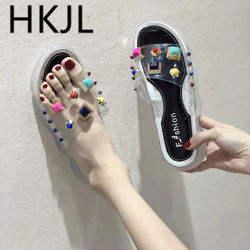 

HKJL Fashion slippers female summer wear 2019 new Korean version of water drill sponge cake shoes jelly bottom slippers A472