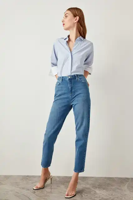 Trendyol-Blue-High-Waist-Mom-Jeans-Casual-Straight-led-Denim-TCLSS19LR0047.jpg_640x640.jpg