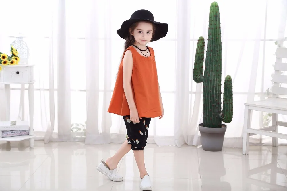 10763891528_1794328090