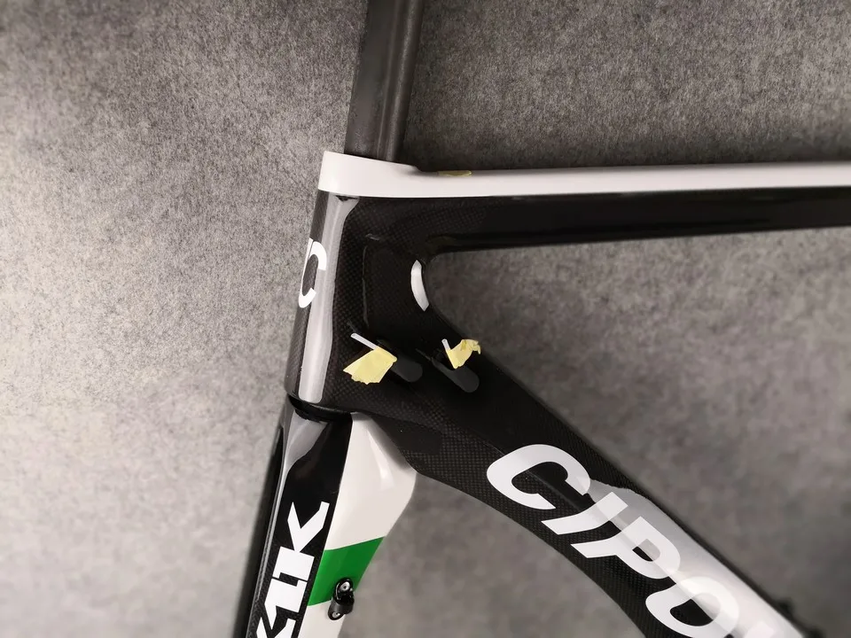 Discount Cipollni NK1K Disc Disk Carbon Road World Champion Complete bike with Original R7020 / R8020 groupset Full bike parts 2 Discount Cipollni NK1K Disc Disk Carbon Road World Champion Complete bike with Original R7020 / R8020 groupset Full bike parts 2