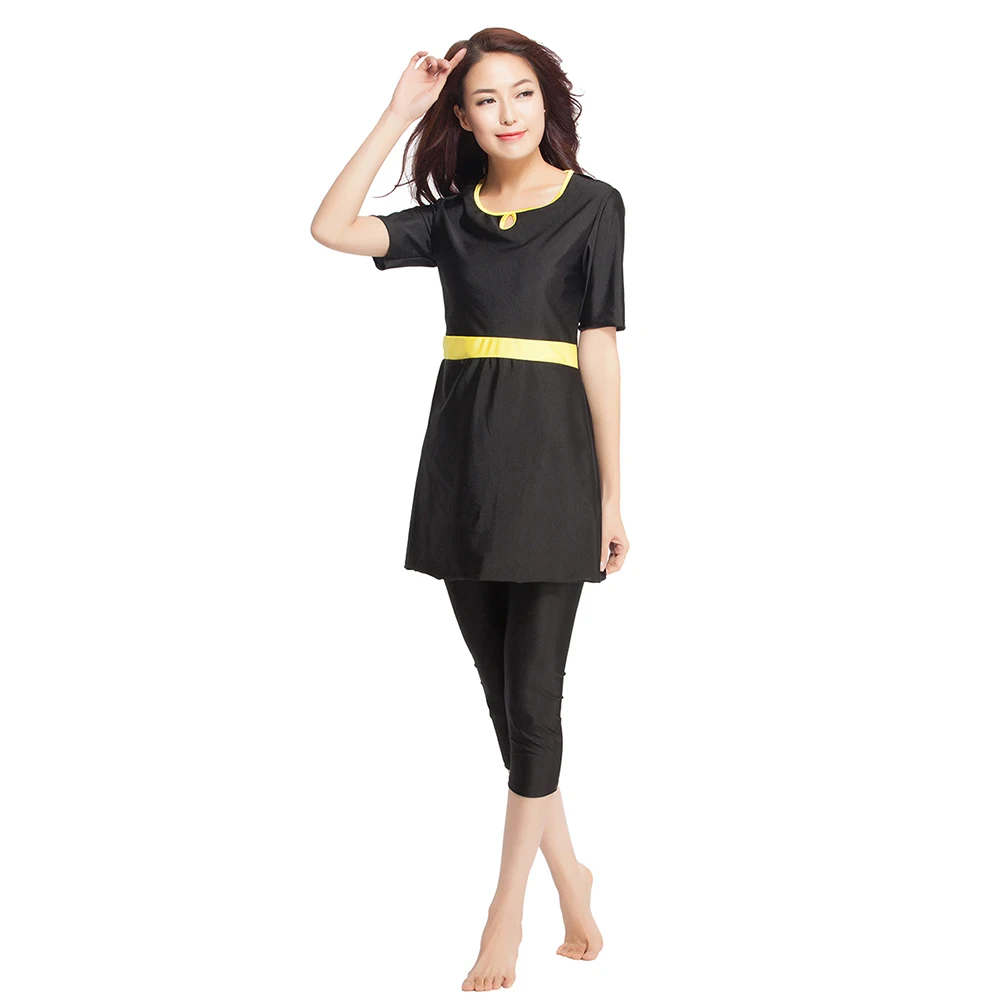 

2018 New Lady Modest Swimwear Beachwear Islamic Muslim Swimming Costumes Short Pants Short Sleeves