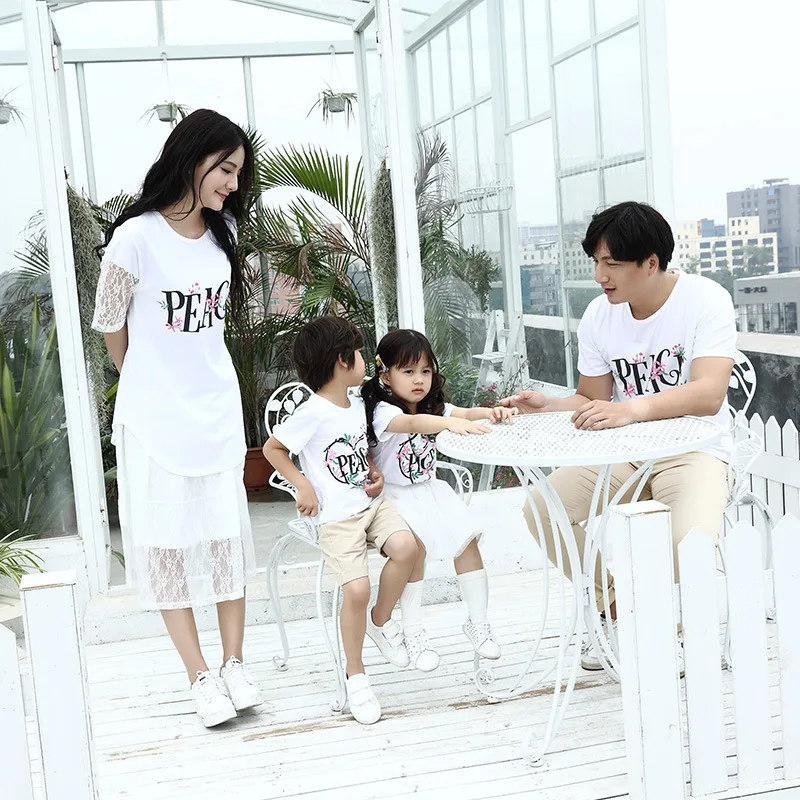 

Family Matching Outfits Set Family Look Clothing Mom and Daughter New Year Clothes Father Son Outfits Boss Mom Cotton White Tops