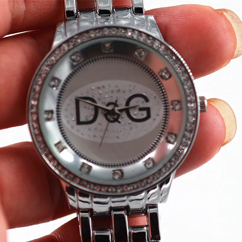 Dames Horloge Новые горячие продажи Роскошные бренды DQG женские кварцевые часы серебро полный стальной Мишка со стразами спортивные часы унисекс Chasy