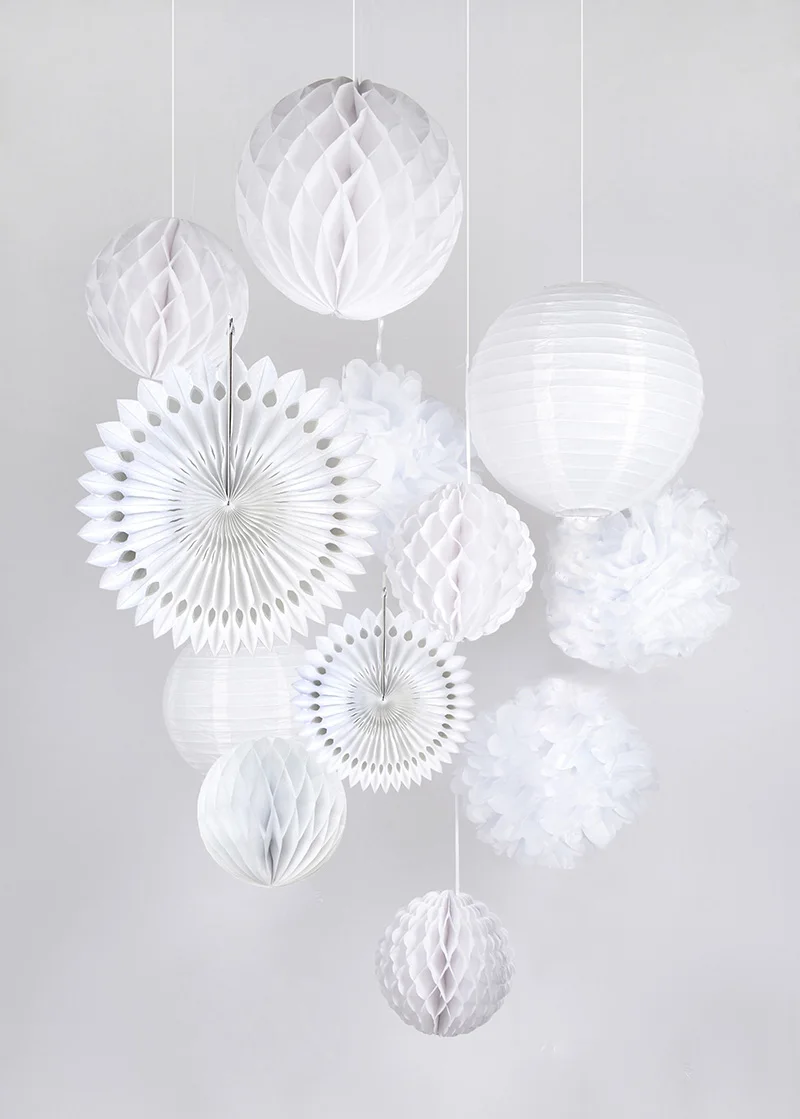 

White Wedding Engagement Party Decoration 12PCS/set Pom Poms Flower Paper Fans Honeycomb Balls Lantern for Bridal Shower Decor