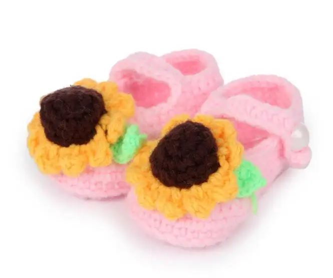 1 пара милых мягких солнцезащитных цветов для маленьких девочек; вязаная вручную обувь для малышей; детская обувь для кроватки; 11 см - Цвет: pink