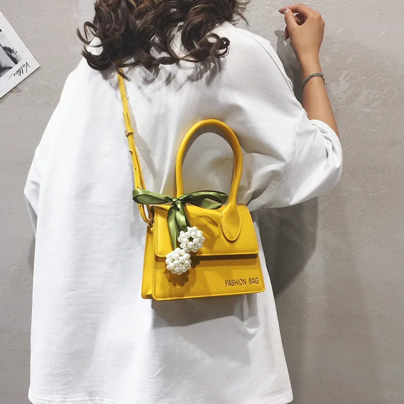 Роскошная дизайнерская сумка новая трапециевидная женская маленькая квадратная сумочка Милая Дамская Подвеска с жемчужным шариком женская сумка через плечо