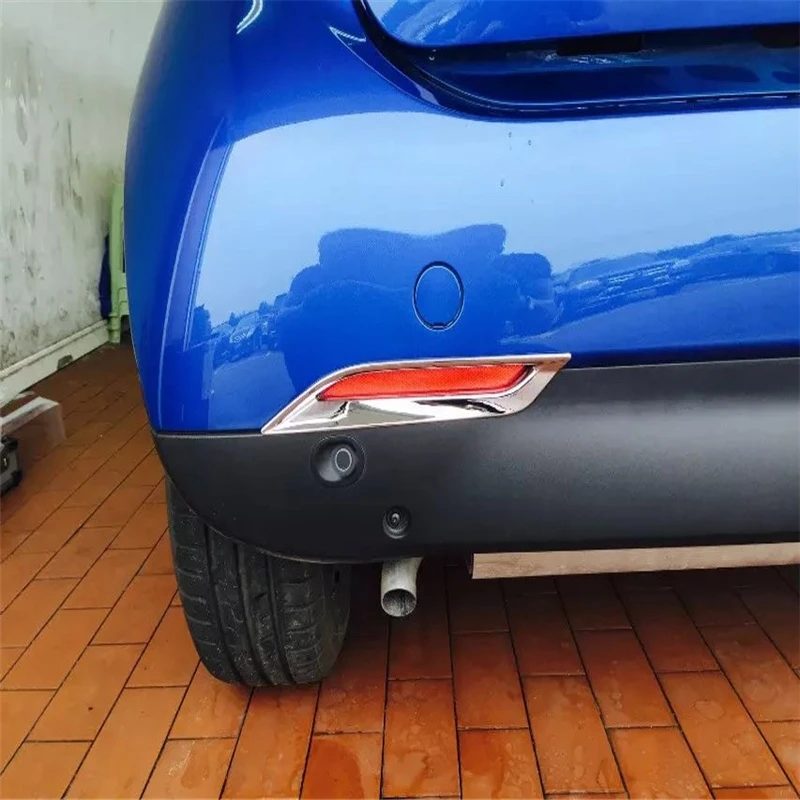 

For Smart fortwo 2015 2016 2017 ABS chrome rear tail fog lamp light cap sticker accessories moulding trim car auto cover styling