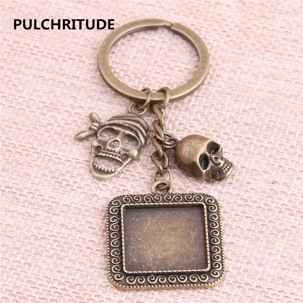 

PULCHRITUDE 3pcs Square 20*20mm Antique Bronze Cameo Set Base Handmade Cameo Setting Metal Skull Charms Pendant Keys Chain Y1031