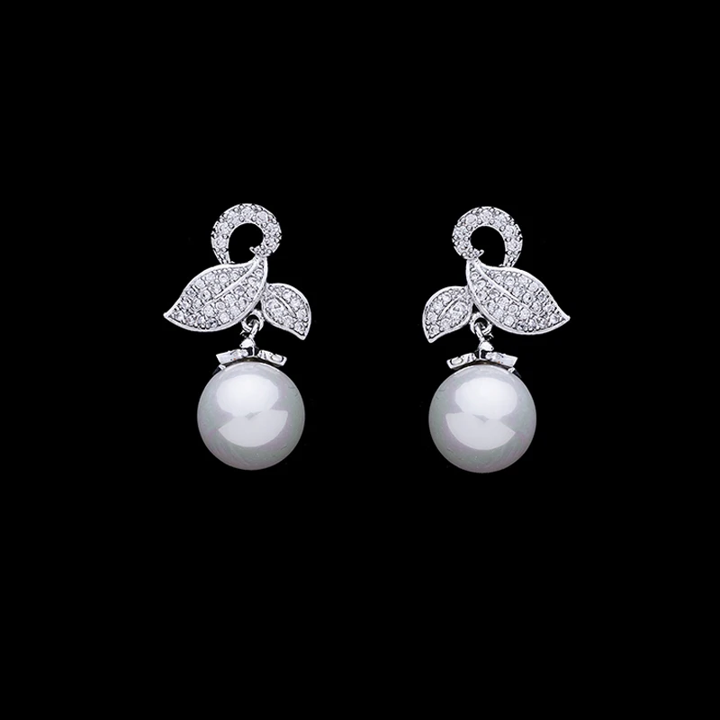 

Fashion Silver Color Pearl Dangle Earrings For Women Shinny Tiny CZ Stone Paved Flower Drop Earring Drop Shipp