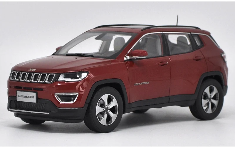 Новинка 1:18 литье под давлением модель для Jeep Compass белый внедорожник Игрушечная машина из сплава Коллекция Подарки