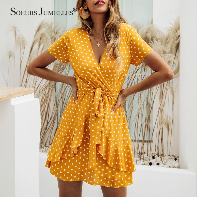 

2019 Summer Retro Dresses Women's Yellow Dot Short-Sleeved Casual Beach Dresses Sexy V-Neck Boho Mini Dress 800045