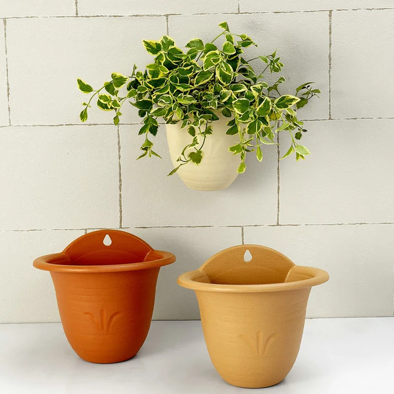

Fashion Wall Hanging Flower Pot Holder PP Resin Wall Baskets for Courtyard jardin balcony Planter Home Decor